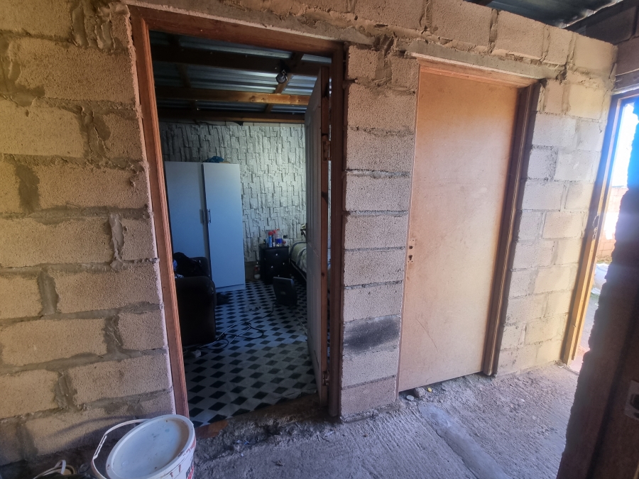 4 Bedroom Property for Sale in Kwanonqaba Western Cape